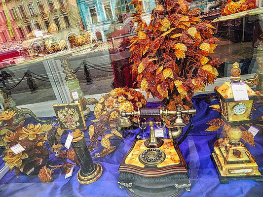 Bernstein im Schaufenster