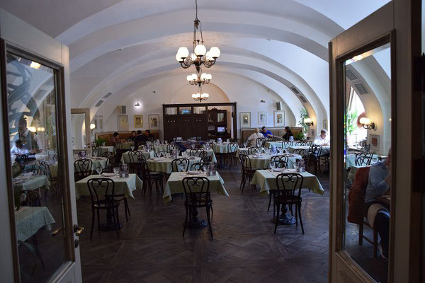 Das Restaurant gehört zum Wodka Museum