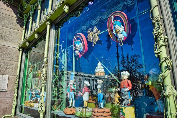 Schaufenster Delikatessengeschäft Jelissejew