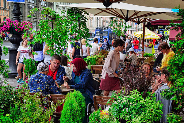 Straßencafe