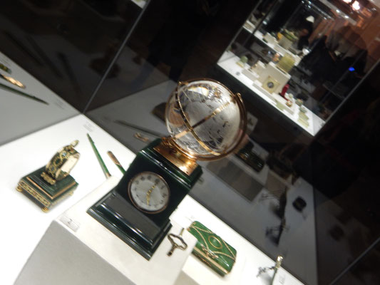 Uhr